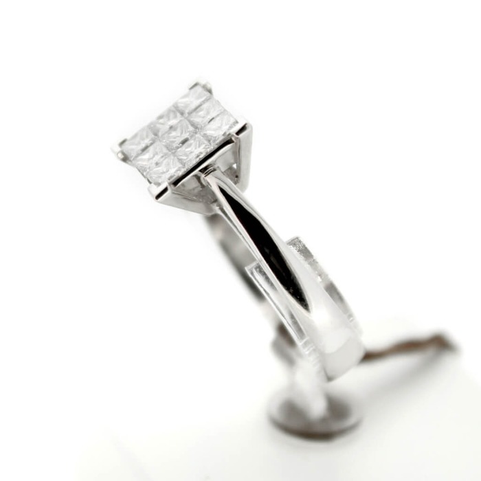 Hulchi_Belluni_Ring_91163SWW_18K_Witgoud_Princess_juwelier_Clem_Vercammen_4952_Outlet20_3.jpg