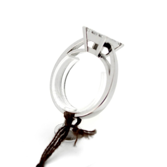 Hulchi_Belluni_Ring_91163SWW_18K_Witgoud_Princess_juwelier_Clem_Vercammen_4952_Outlet20_5.jpg