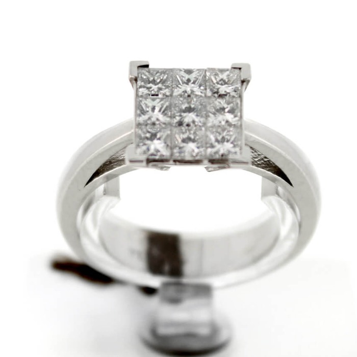 Hulchi_Belluni_Ring_91163SWW_18K_Witgoud_Princess_juwelier_Clem_Vercammen_4952_Outlet20_8.jpg