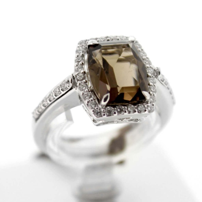 Hulchi_Belluni_Ring_63112WWSP_18K_Witgoud_Briljant_Smokey_Quartz_juwelier_Clem_Vercammen_3713_Outlet20_8.jpg