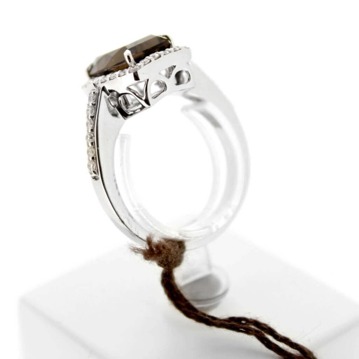 Hulchi_Belluni_Ring_63112WWSP_18K_Witgoud_Briljant_Smokey_Quartz_juwelier_Clem_Vercammen_3713_Outlet20_5.jpg