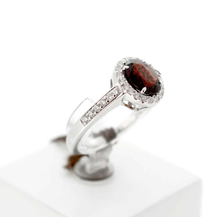 Hulchi_Belluni_Ring_63104WWSP_18K_Witgoud_Briljant_Granaat_juwelier_Clem_Vercammen_2689_Outlet20_7.jpg