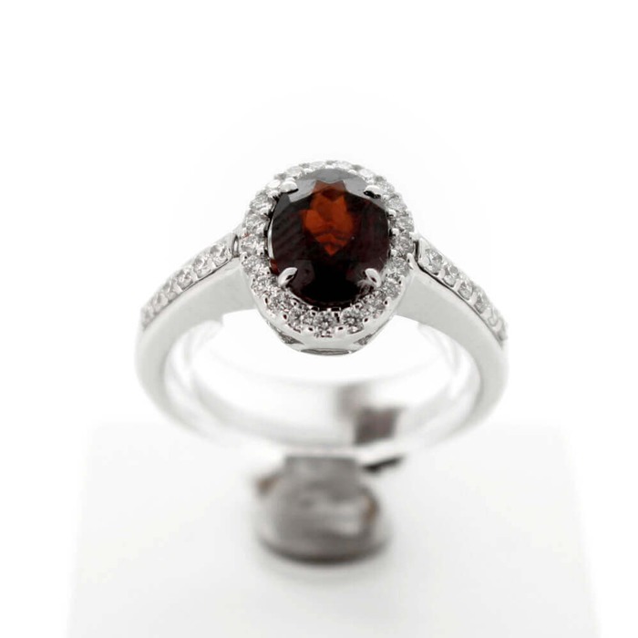 Hulchi_Belluni_Ring_63104WWSP_18K_Witgoud_Briljant_Granaat_juwelier_Clem_Vercammen_2689_Outlet20_9.jpg