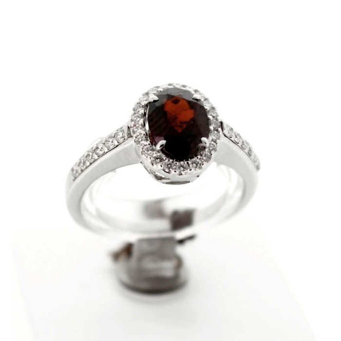 Hulchi_Belluni_Ring_63104WWSP_18K_Witgoud_Briljant_Granaat_juwelier_Clem_Vercammen_2689_Outlet20_8.jpg