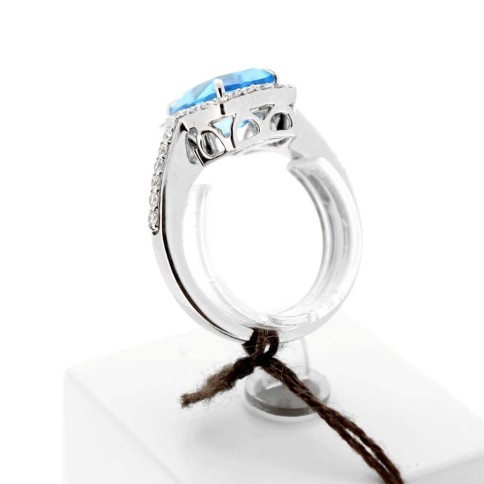 Hulchi_Belluni_Ring_63112WWSP_18K_Witgoud_Briljant_Swiss_Blue_Topaz_juwelier_Clem_Vercammen_3813_Outlet20_4.jpg