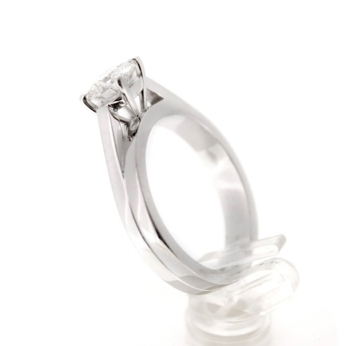Ring_Solitaire_18K_Witgoud_Briljant_juwelier_Clem_Vercammen_5041-3.jpg