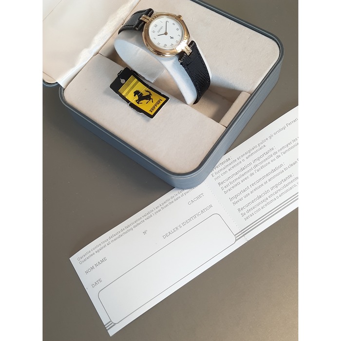 Horloge Ferrari dames horloge 14 Karaat Quartz L.2.600.000 '347-TWDH'