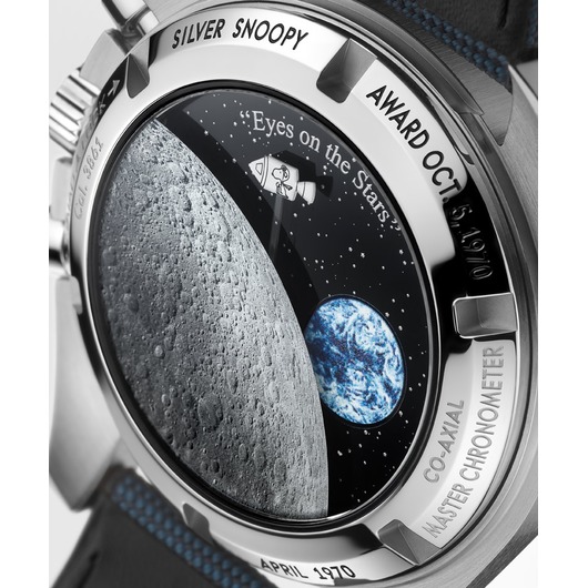 Horloge Omega Speedmaster “Silver Snoopy Award” 310.32.42.50.02.001 MOONWATCH ANNIVERSARY SERIES