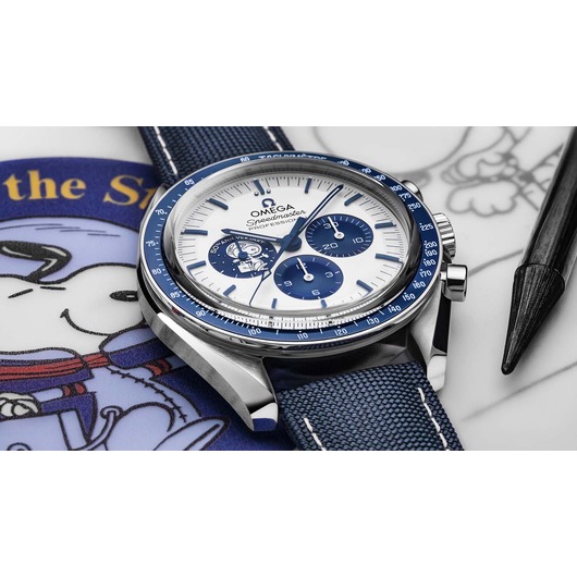 Horloge Omega Speedmaster “Silver Snoopy Award” 310.32.42.50.02.001 MOONWATCH ANNIVERSARY SERIES