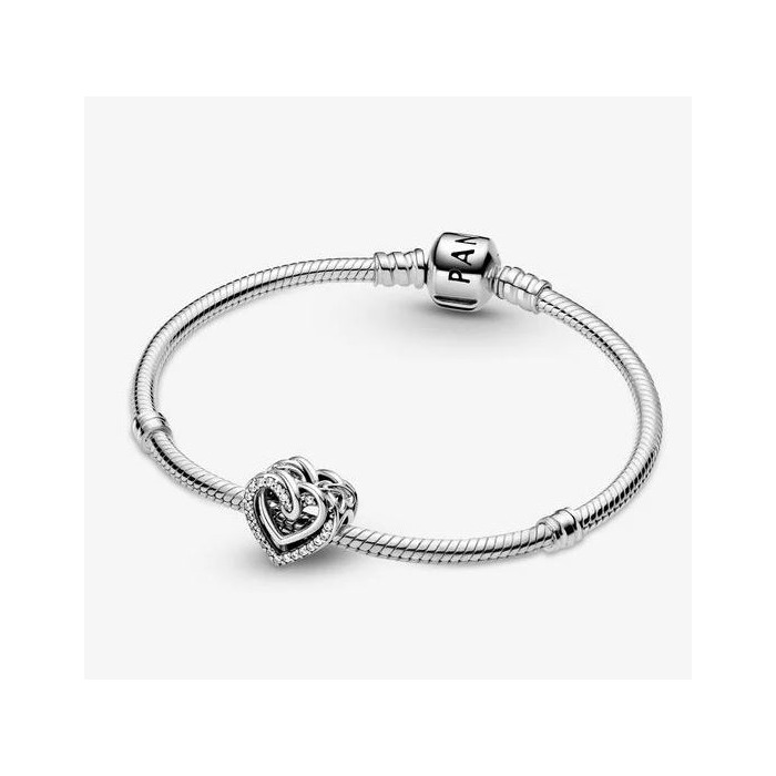 241926_01_Pandora_sparkling_entwined_hearts_charm_799270C01_juwelier_Clem-Vercammen-1.jpg