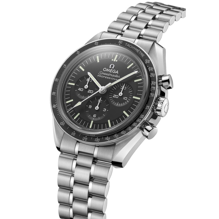 242777_01_OMEGA_310-30-42-50-01-002_Speedmaster_Moonwatch_Master_Chronometer_3861_Calibre_close-up_dial_7-100-00_EUR.jpg