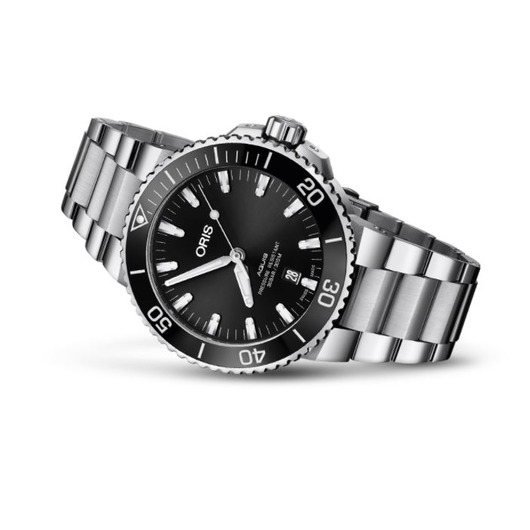 Horloge Oris Aquis Date 01733 7730 4134