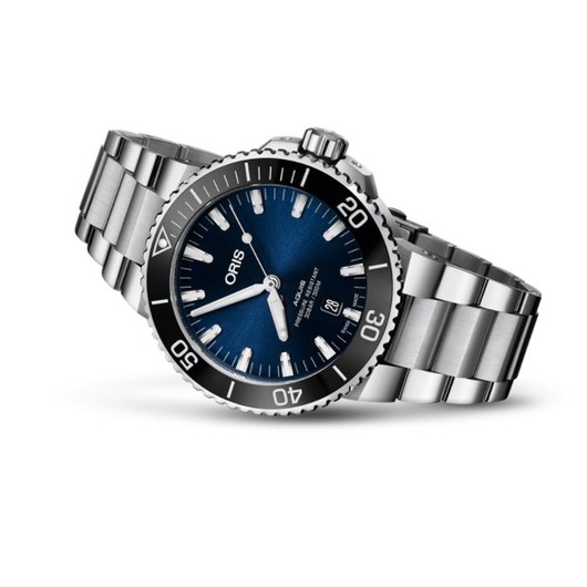 Horloge Oris Aquis Date 01733 7730 4135