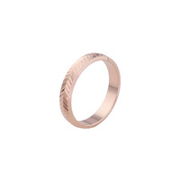 Juweel Atelier P Julia trouwring rosegoud 18 karaat AP R 004 4 R Juweel Atelier P Julia trouwring rosegoud 18 karaat AP R 004 4 R