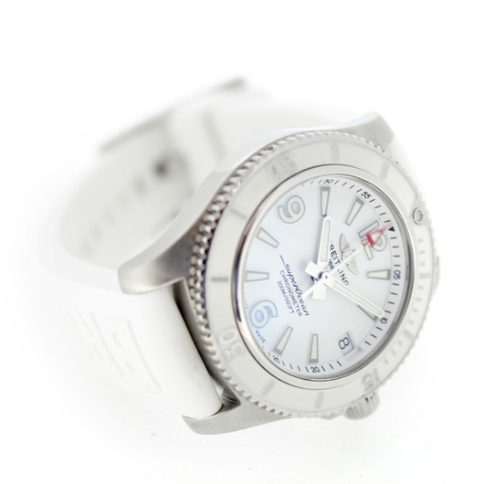 Horloge Breitling Superocean Automatic 36 A17316D21A1S1 'CV-TWDH' 