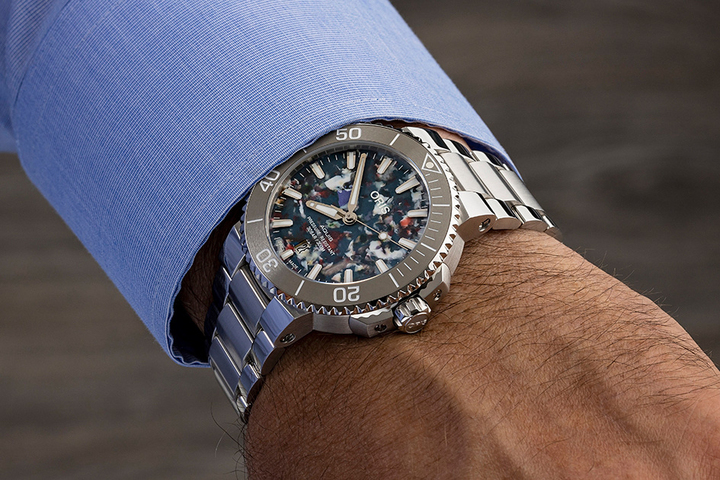 Oris Aquis Date Upcycle Oris Aquis Date Upcycle