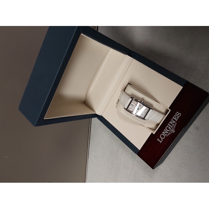 Longines_DolceVita_tweedehands_58316-511_Juwelier_Clem_Vercammen-10.jpg