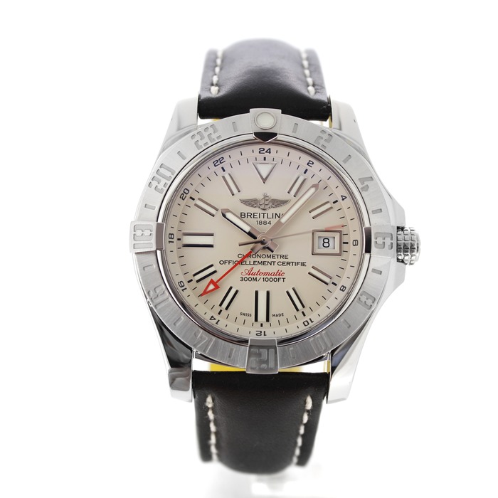 Breitling_Avenger_GMT_Tweedehands_CV-549_Juwelier_Clem_Vercammen-1.jpg