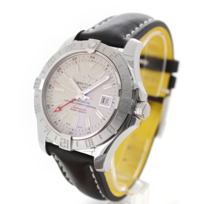 Breitling_Avenger_GMT_Tweedehands_CV-549_Juwelier_Clem_Vercammen-5.jpg