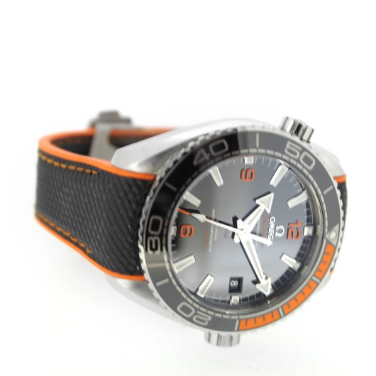 Horloge Omega Seamaster Planet Ocean 215.32.44.21.01.001 'CV-550-TWDH' 