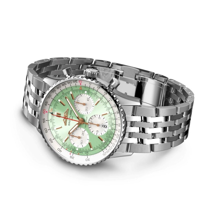 250803_01_Breitling_Navitimer_B01_Chronograph_41_AB0139211L1A1_Juwelier_Clem_Vercammen-2.jpg