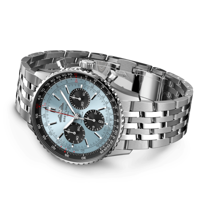 251296_01_Breitling_Navitimer_B01_Chronograph_43_AB0138241C1A1_Juwelier_Clem_Vercammen-2.png