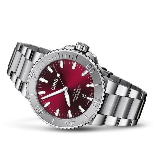 Horloge Oris Aquis Date 01733 7730 4158