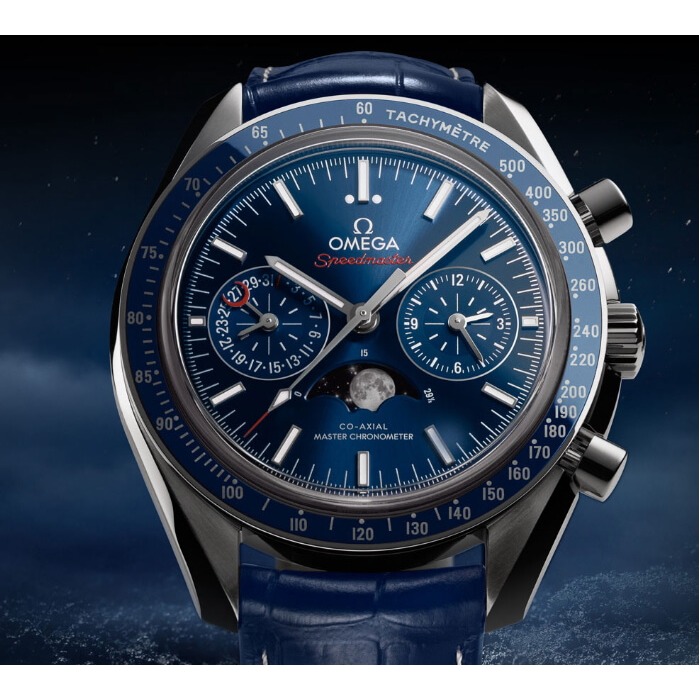 Omega_Speedmaster_304_33_44_52_03_001_Moonwatch_Moonphase_Co-Axial_Master_Chronometer_juwelier_Clem_Vercammen_4.jpg