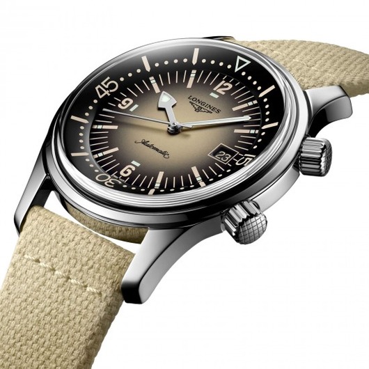 Horloge Longines Legend Diver Watch L3.374.4.30.2