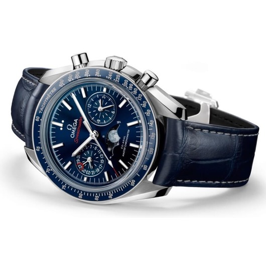 Horloge Omega Speedmaster 304.33.44.52.03.001 Moonphase Co-Axial Master Chronometer Chronographe