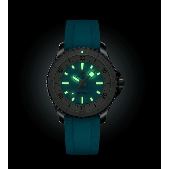 252528_01_Breitling_Superocean_Automatic_36_Rubber_Turquoise_A17377211C1S1_Juwelier_Clem_Vercammen-4.jpg