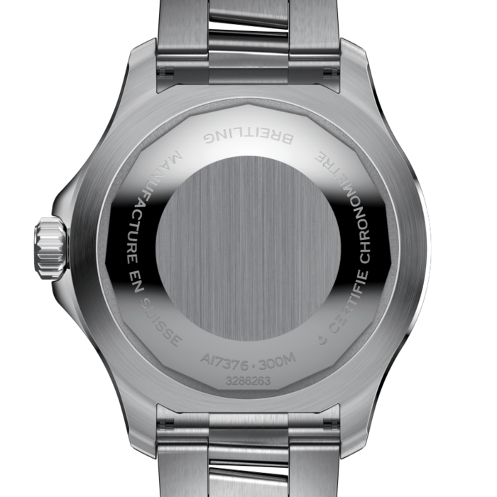 252536_01_Breitling_Superocean_Automatic_44_Black_Steel_A17376211B1A1_Juwelier_Clem_Verammen-1.png
