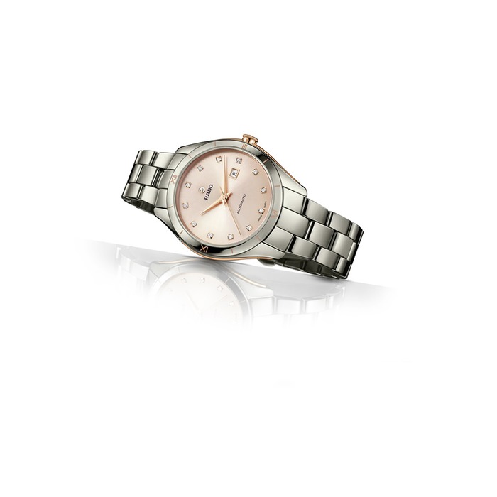 253064_01_Rado_Hyperchrome_Automatic_Diamonds_R32043712_Juwelier_Clem_Vercammen-4.jpg