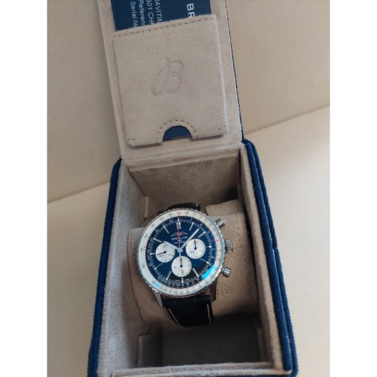 Horloge Breitling Navitimer B01 46 AB0137211B1P1  'CV-620-TWDH'