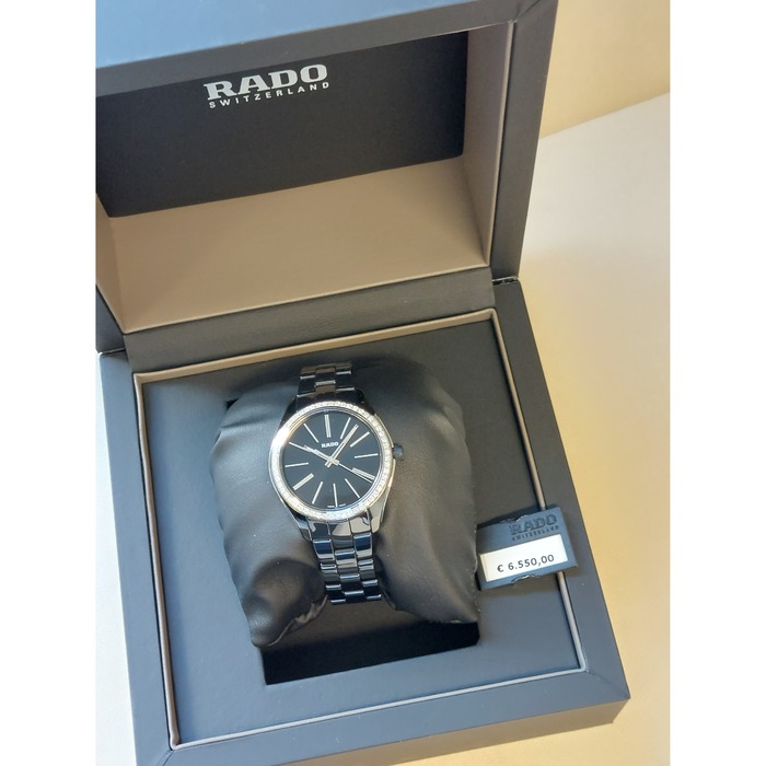 Rado_Hyperchrome_R32312152_Outlet_Juwelier_Clem_Vercammen-12.jpg