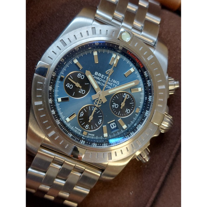 Breitling_Chronomat_B0115_Tweedehands_66888-629_Juwelier_Clem_Vercammen-14.jpg