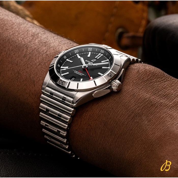 254329_01_Breitling_Chronomat_Automatic_GMT_40_A32398101B1A1_Juwelier_Clem_Vercammen-3.jpg