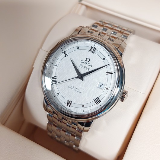 Horloge OMEGA DE VILLE PRESTIGE CO-AXIAL 39.5 MM 424.10.40.20.02.005