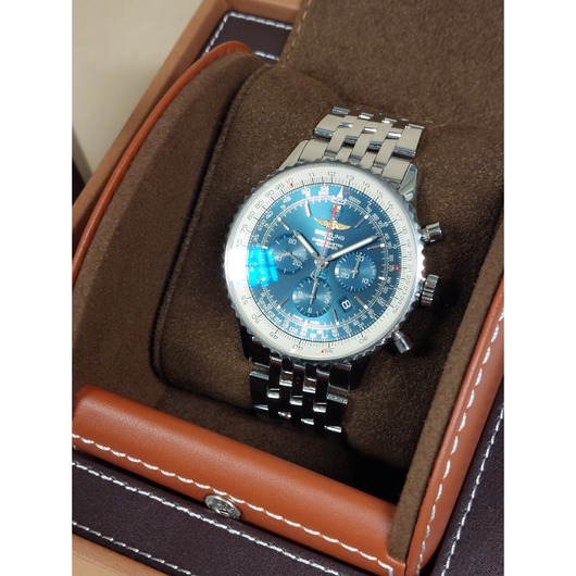 Horloge Breitling Navitimer 46 AB012721/C889 'CV-647-TWDH'