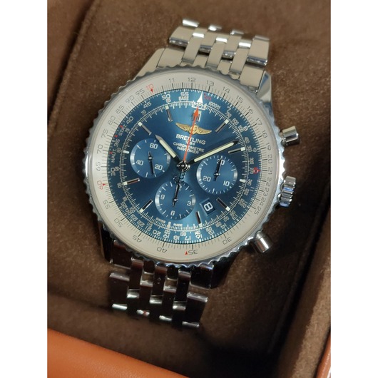 Horloge Breitling Navitimer 46 AB012721/C889 'CV-647-TWDH'