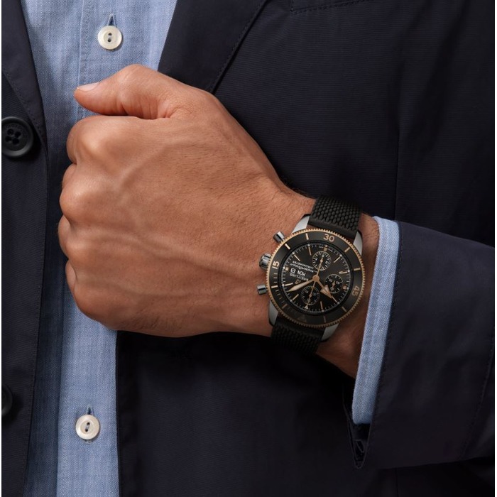 255186_01_Breitling_Superocean_Heritage_CHronograph_44_U13313121B1S1_Juwelier_Clem_Vercammen-4.jpg