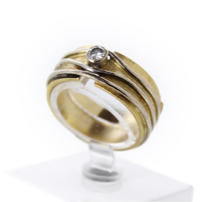 Ring_bicolorgoud_18karaat_briljant_tweedehands_68319-1194_Juwelier_Clem_Vercammen-1.jpg