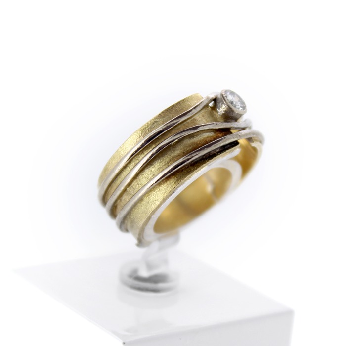 Ring_bicolorgoud_18karaat_briljant_tweedehands_68319-1194_Juwelier_Clem_Vercammen-4.jpg