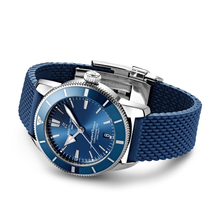 255576_01_Breitling_Superocean_Heritage_B20_Automatic_44_AB2030161C1S1_Juwelier_Clem_Vercammen-2.jpg