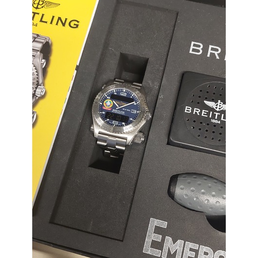Horloge Breitling Emergency E56321 Limited edition Orbiter 3 - 0735/1999  '66188-623-TWDH'
