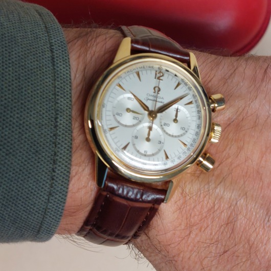 Horloge Omega speedmaster '68702-667-TWDH'