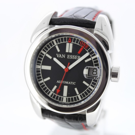 Deze tweedehands Van Esser A One Automatic A1 3401 069 ST horloge