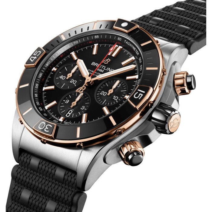 256082_01_Breitling_Super_Chronomat_Chrono_44_UB0136251B1S1_Juwelier_Clem_Vercammen-1.jpg