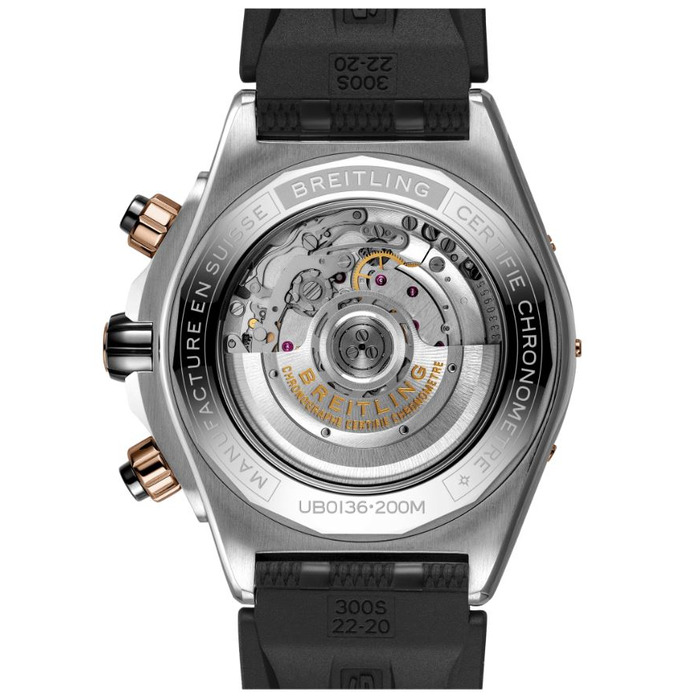 256082_01_Breitling_Super_Chronomat_Chrono_44_UB0136251B1S1_Juwelier_Clem_Vercammen-3.jpg
