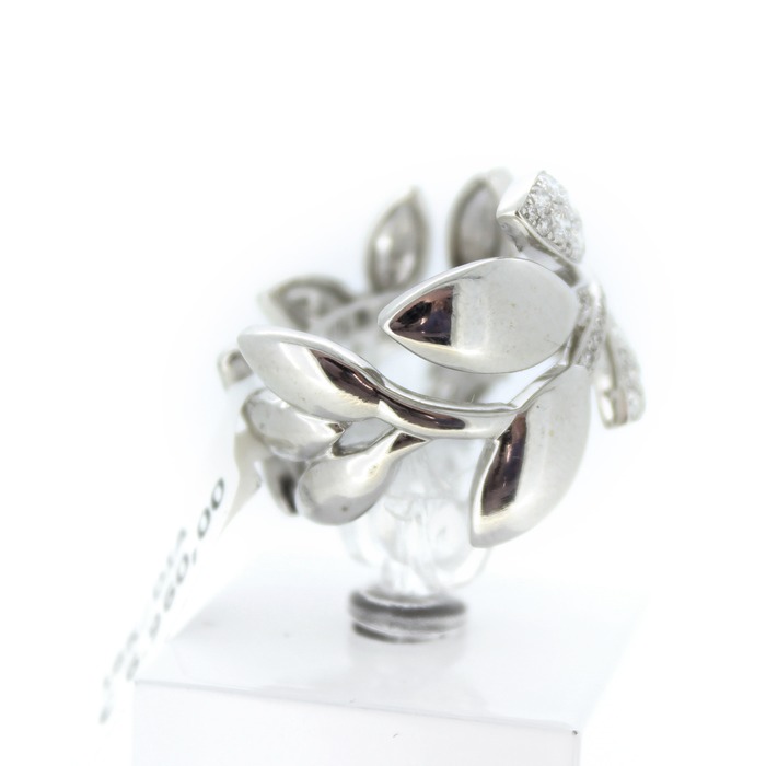 Hulchi_Belluni_ring_witgoud_18karaat_62162-WW_Outlet_2050_Juwelier_Clem_Vercammen-3.jpg